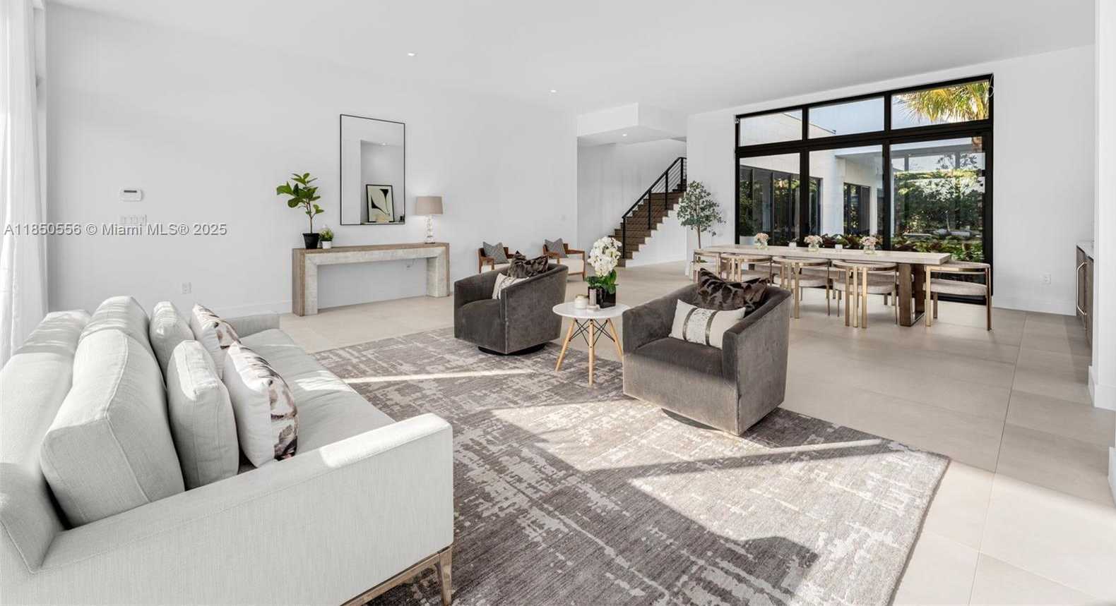 Small Image of 16703 SOUTH BOTANIKO DR S, Weston Number 4