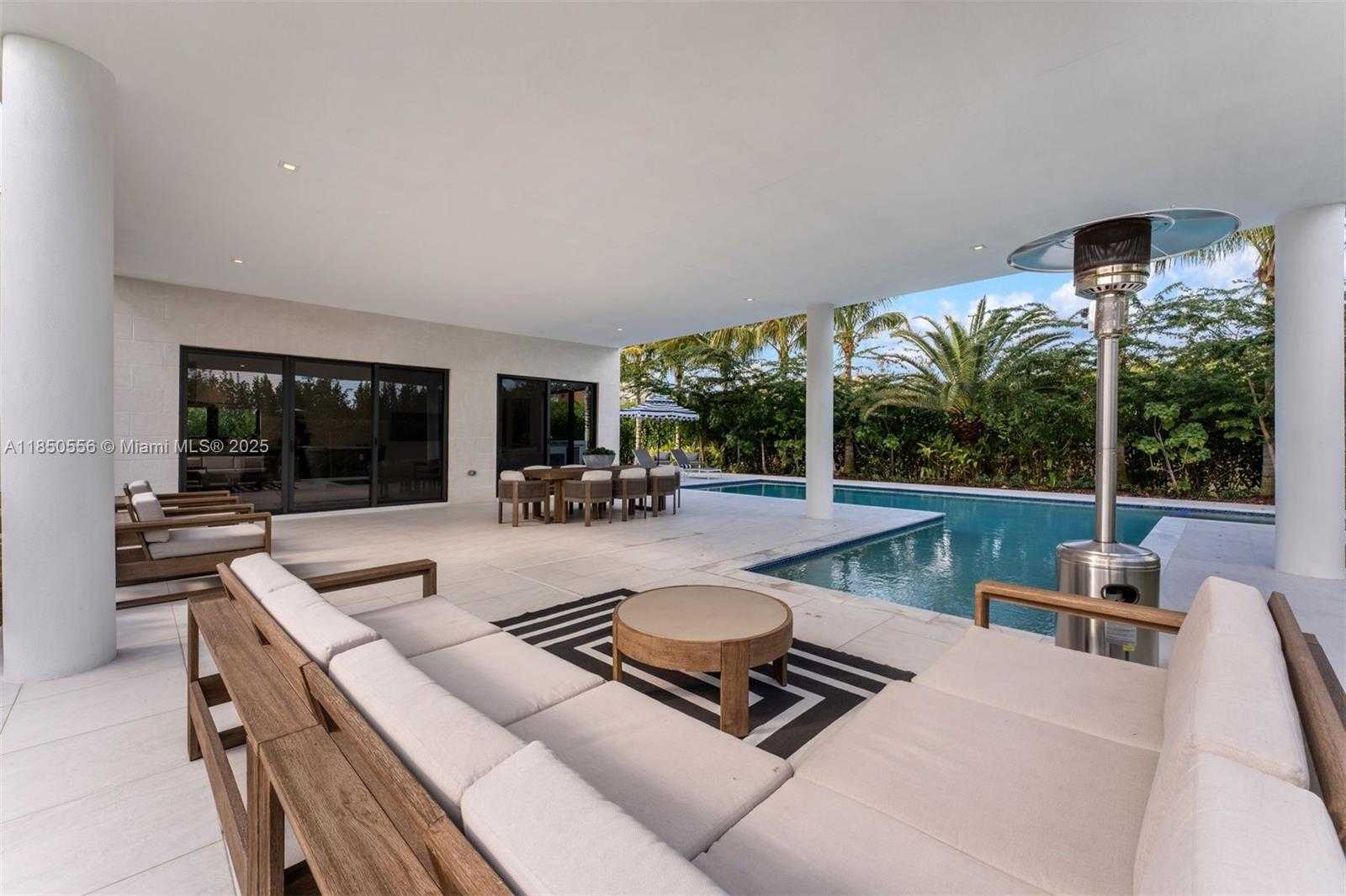 Small Image of 16703 SOUTH BOTANIKO DR S, Weston Number 40