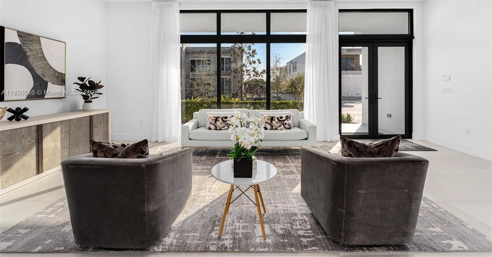 Small Image of 16703 SOUTH BOTANIKO DR S, Weston Number 5