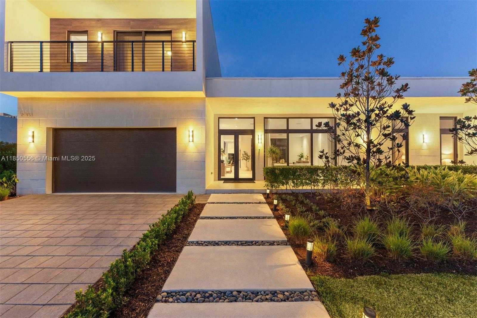 Small Image of 16703 SOUTH BOTANIKO DR S, Weston Number 55