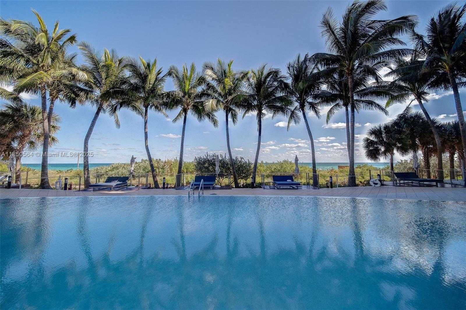 Small Image of 6799 COLLINS AVE #1101, Miami Beach Number 22