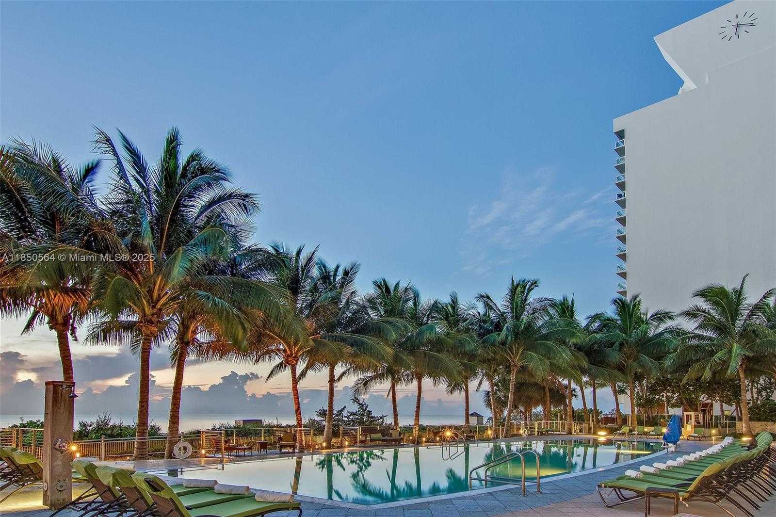 Small Image of 6799 COLLINS AVE #1101, Miami Beach Number 23