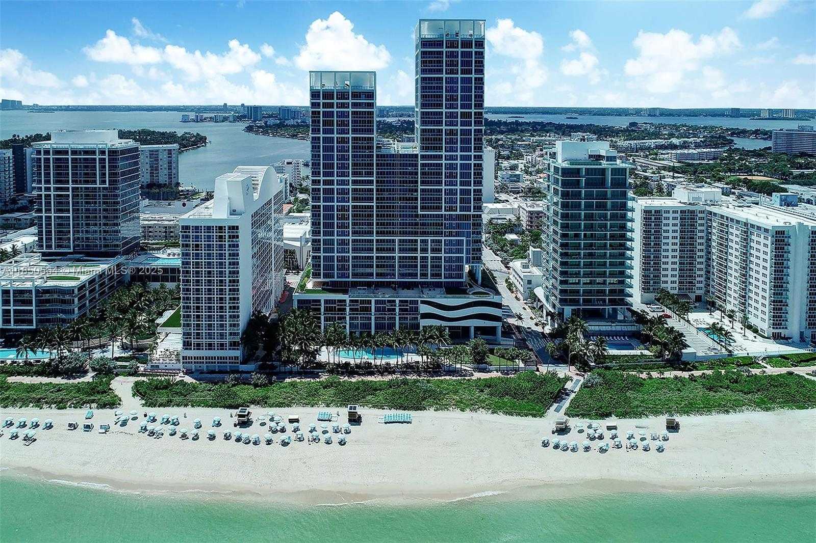 Small Image of 6799 COLLINS AVE #1101, Miami Beach Number 31
