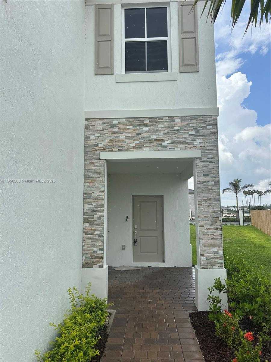 Small Image of 2645 SOUTH EAST 24 CT #2645, Homestead Number 2