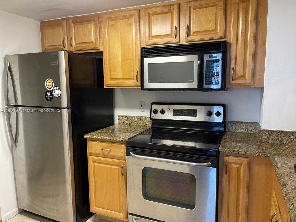 Small Image of 770 NORTH EAST CLAUGHTON ISLAND DR #1013, Miami Number 13