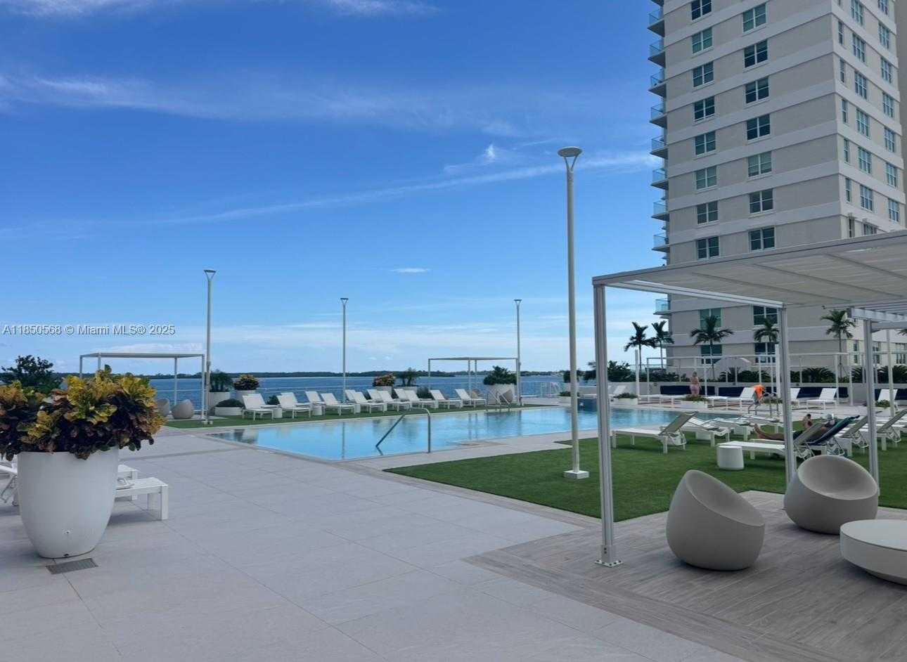 Small Image of 770 NORTH EAST CLAUGHTON ISLAND DR #1013, Miami Number 34