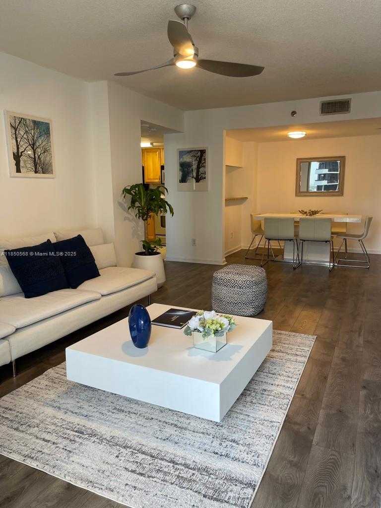 Small Image of 770 NORTH EAST CLAUGHTON ISLAND DR #1013, Miami Number 7