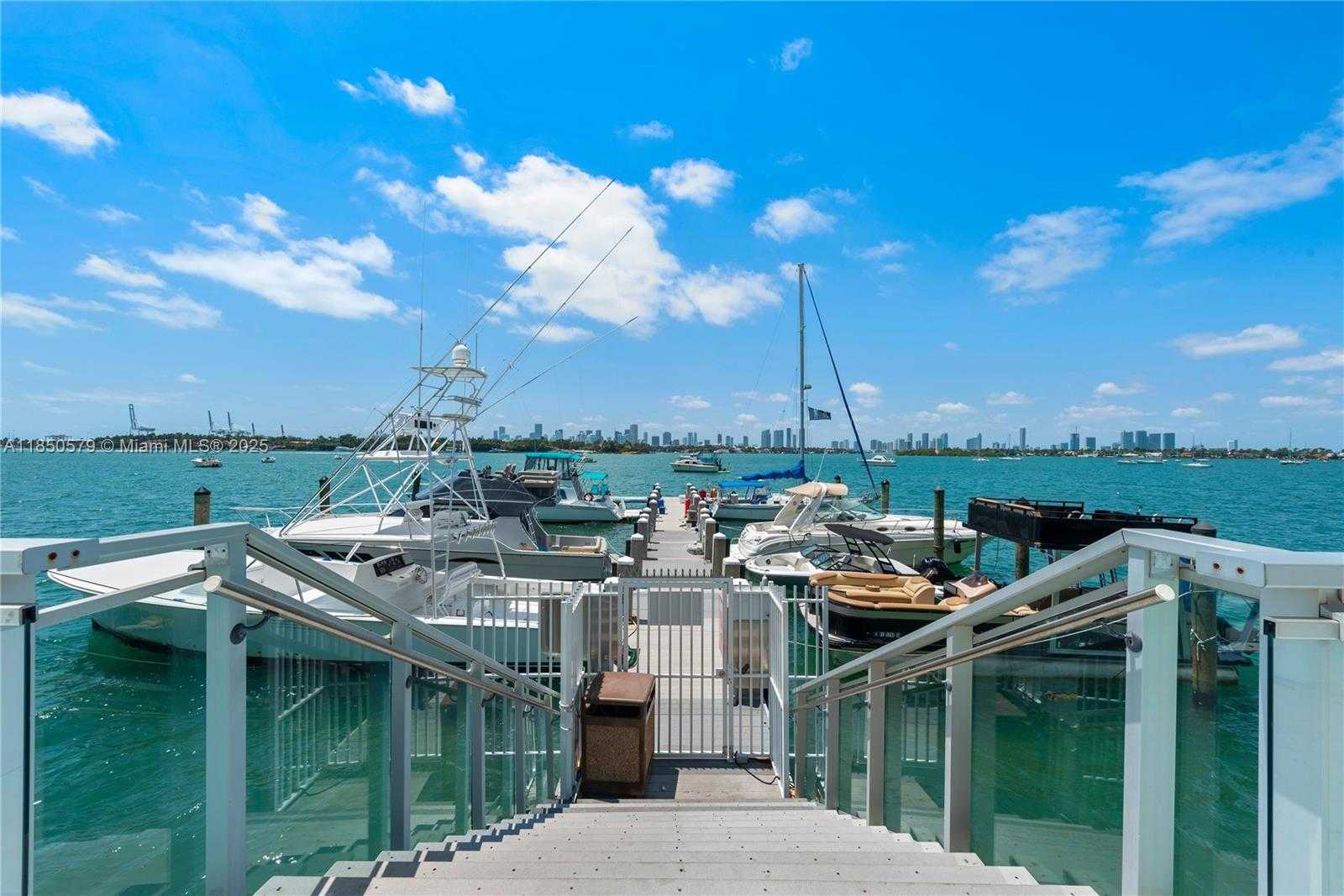 Small Image of 1000 WEST AVE #1401, Miami Beach Number 21