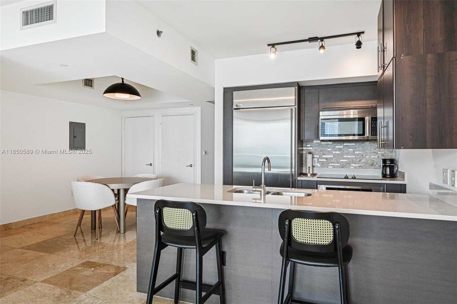 Small Image of 55 SOUTH EAST 6TH ST #3600, Miami Number 13