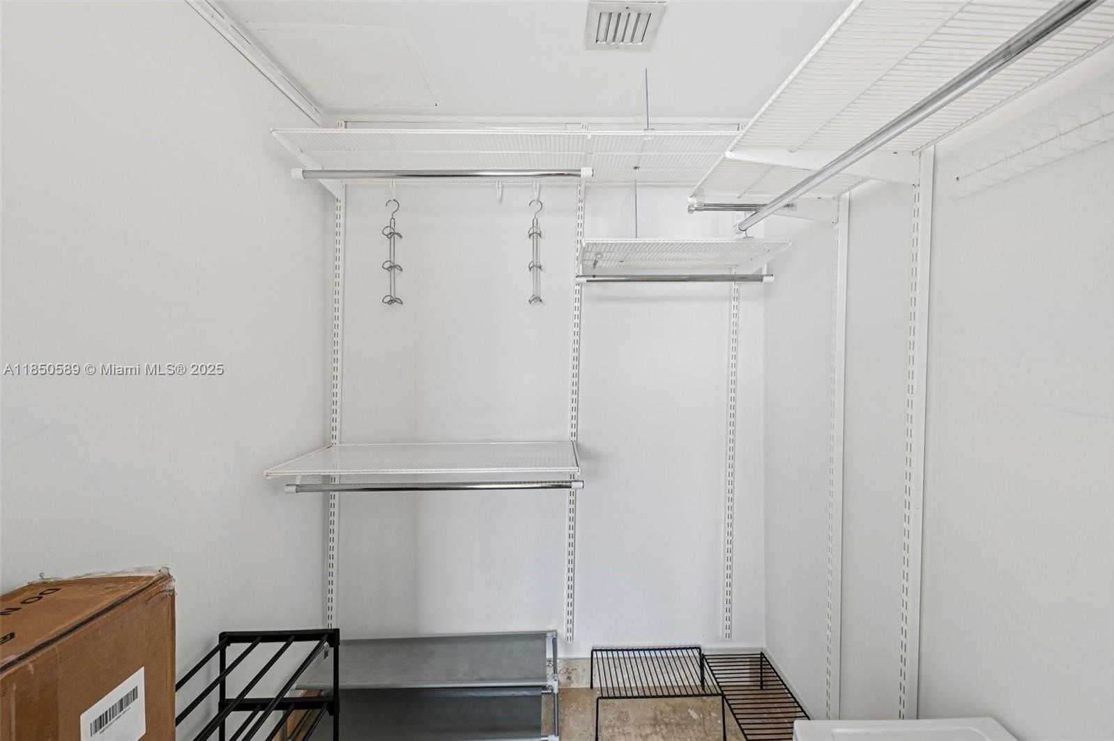 Small Image of 55 SOUTH EAST 6TH ST #3600, Miami Number 18