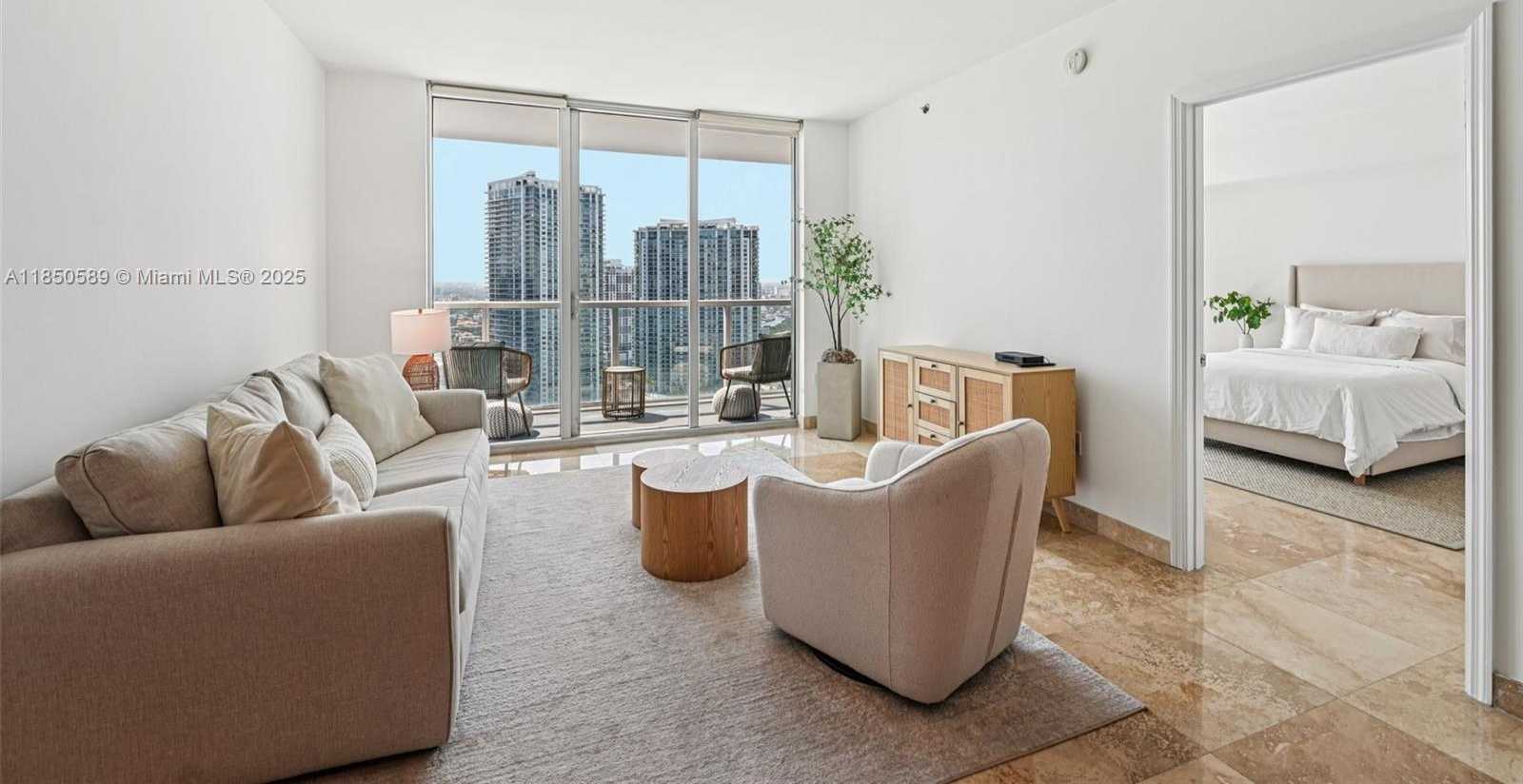 Small Image of 55 SOUTH EAST 6TH ST #3600, Miami Number 4