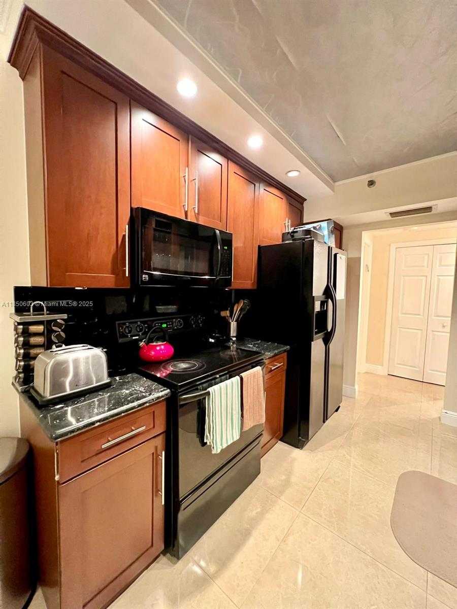 Small Image of 20191 EAST COUNTRY CLUB DR #2004, Aventura Number 17