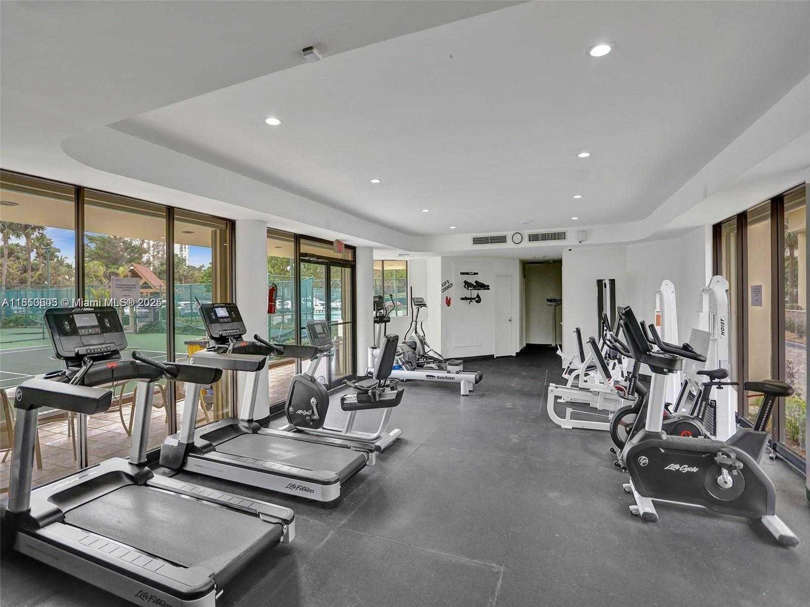Small Image of 20191 EAST COUNTRY CLUB DR #2004, Aventura Number 35