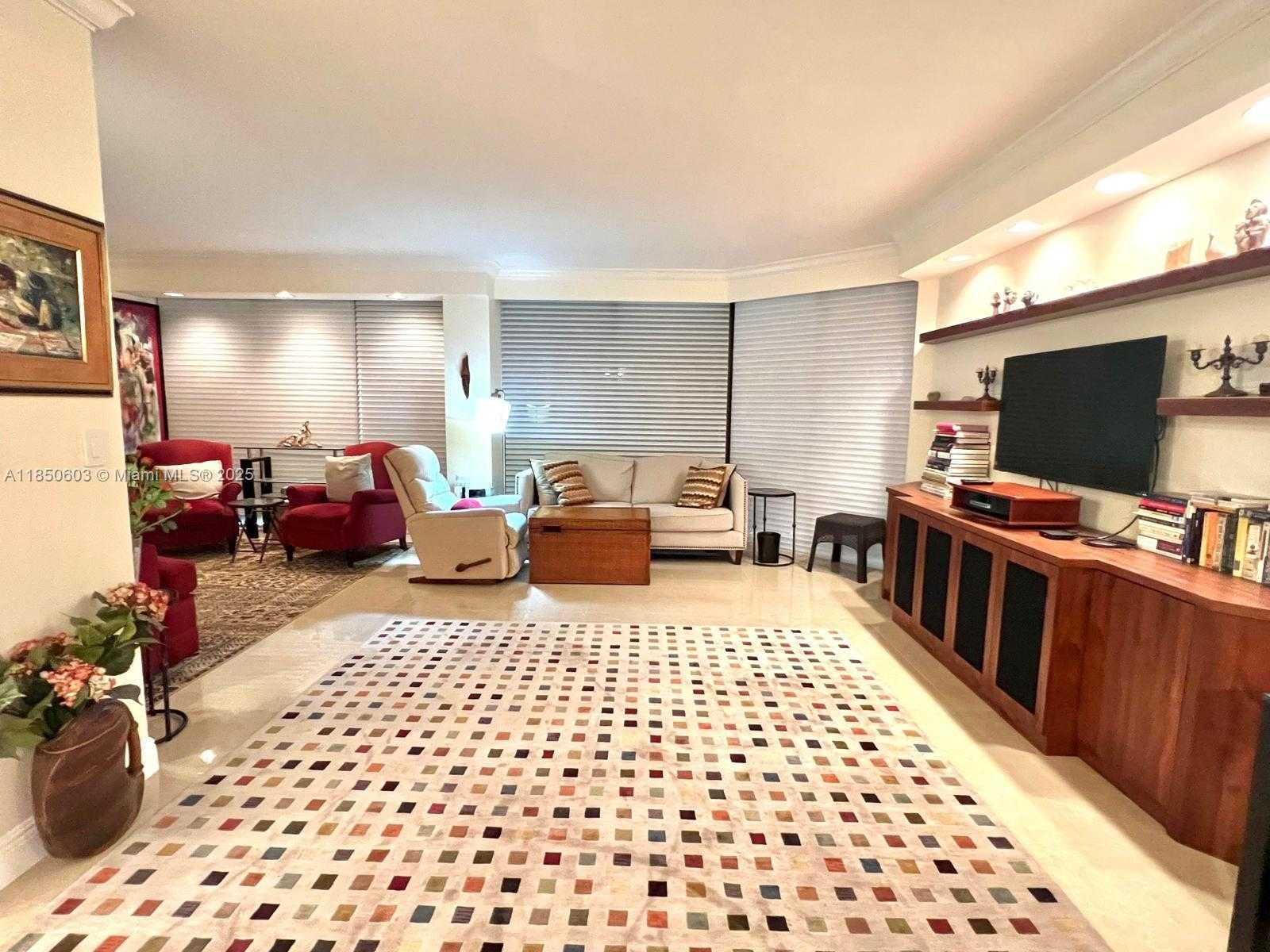 Small Image of 20191 EAST COUNTRY CLUB DR #2004, Aventura Number 5
