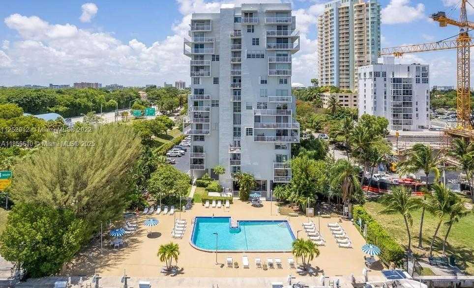 Small Image of 150 SOUTH EAST 25TH RD #6B, Miami Number 7
