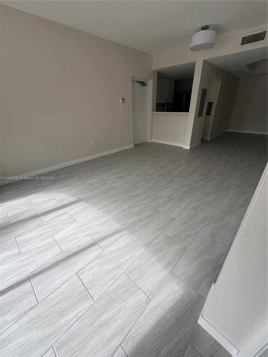 Small Image of 6420 NORTH WEST 114TH AVE #1328, Doral Number 5