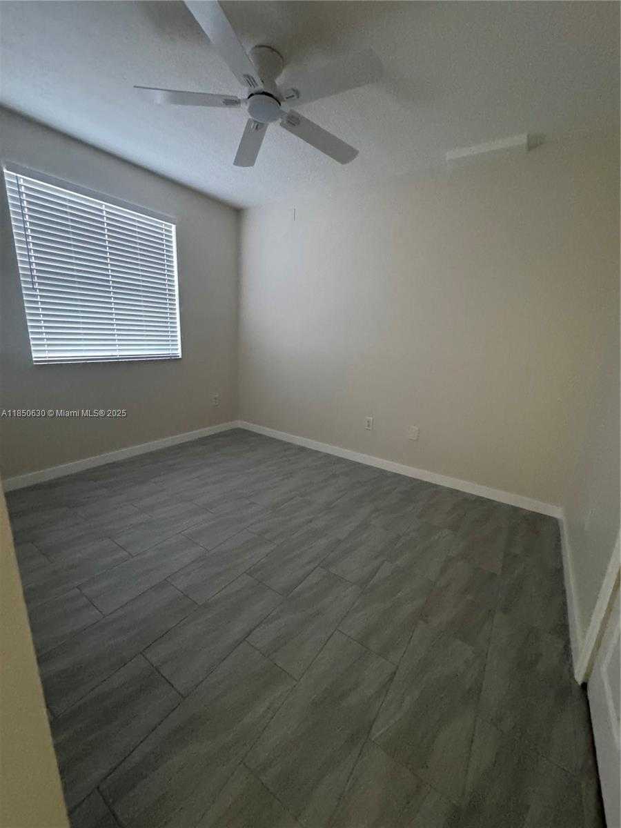 Small Image of 6420 NORTH WEST 114TH AVE #1328, Doral Number 7