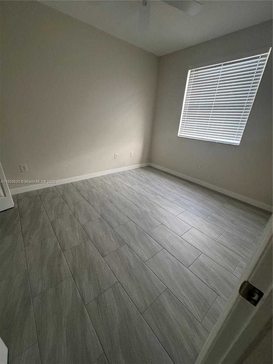 Small Image of 6420 NORTH WEST 114TH AVE #1328, Doral Number 8