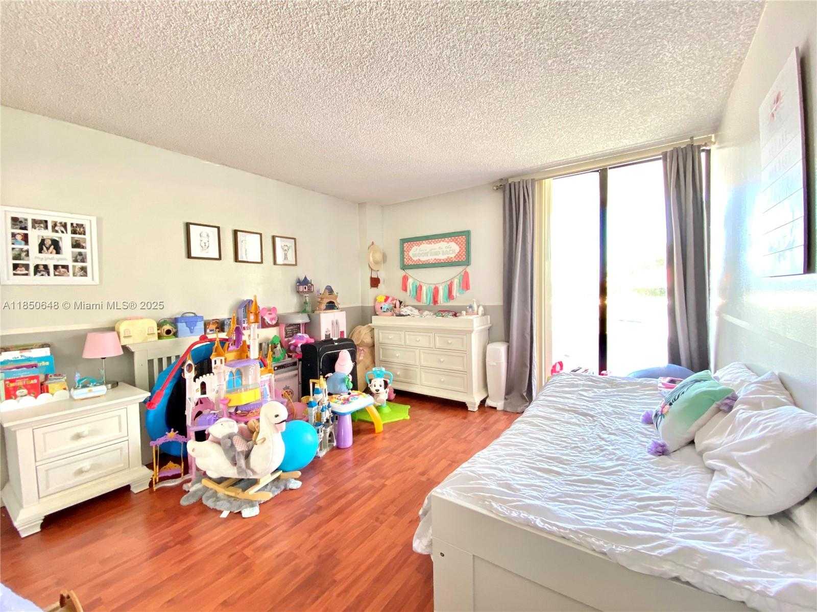 Small Image of 20505 EAST COUNTRY CLUB DR #336, Aventura Number 13