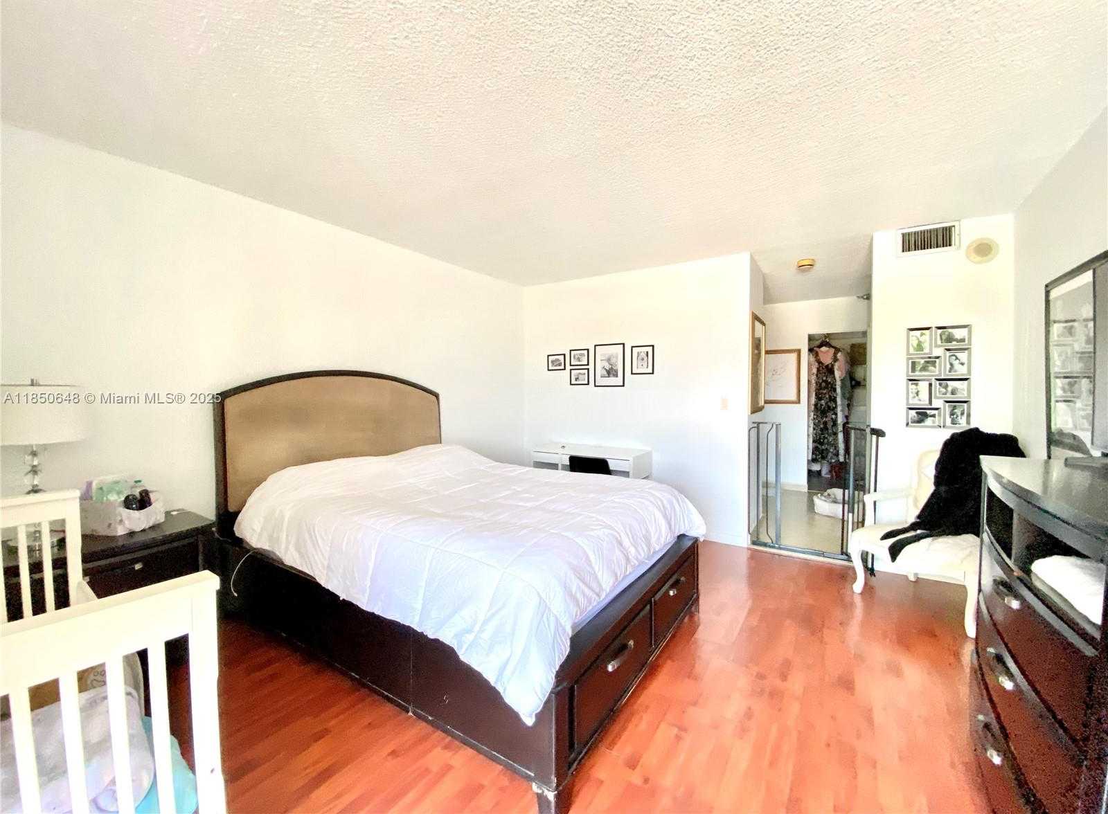 Small Image of 20505 EAST COUNTRY CLUB DR #336, Aventura Number 17