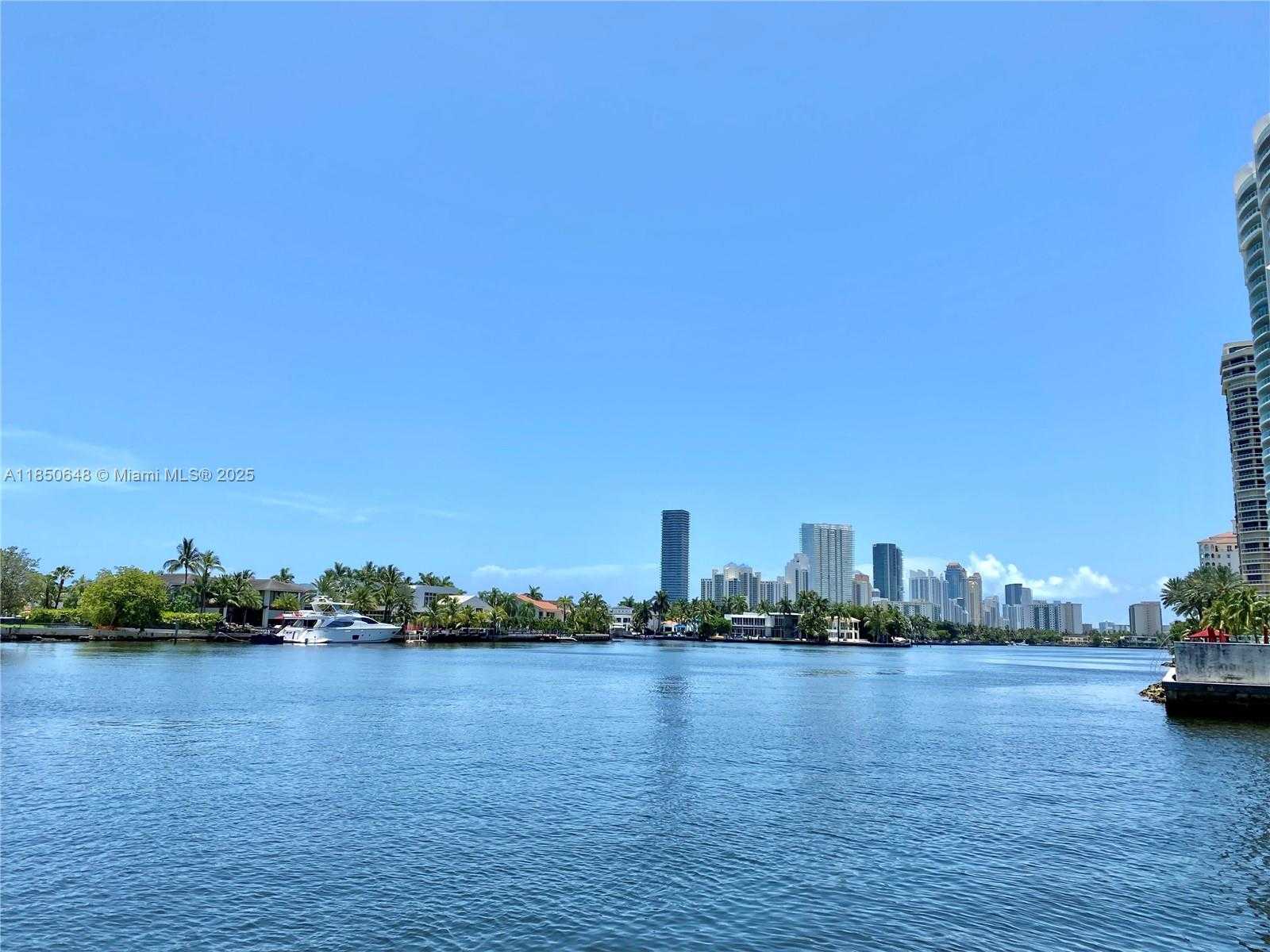 Small Image of 20505 EAST COUNTRY CLUB DR #336, Aventura Number 36