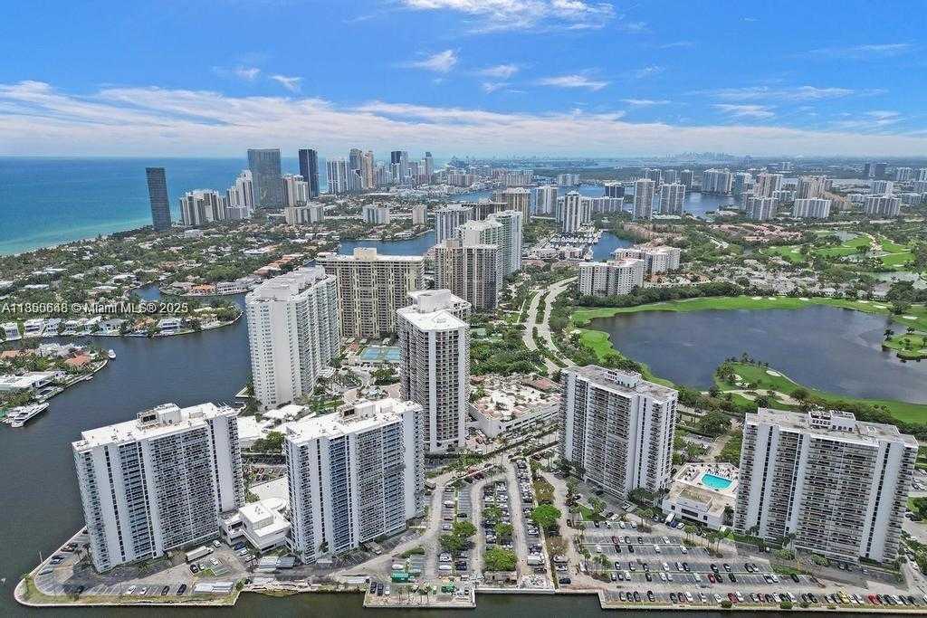 Small Image of 20505 EAST COUNTRY CLUB DR #336, Aventura Number 43