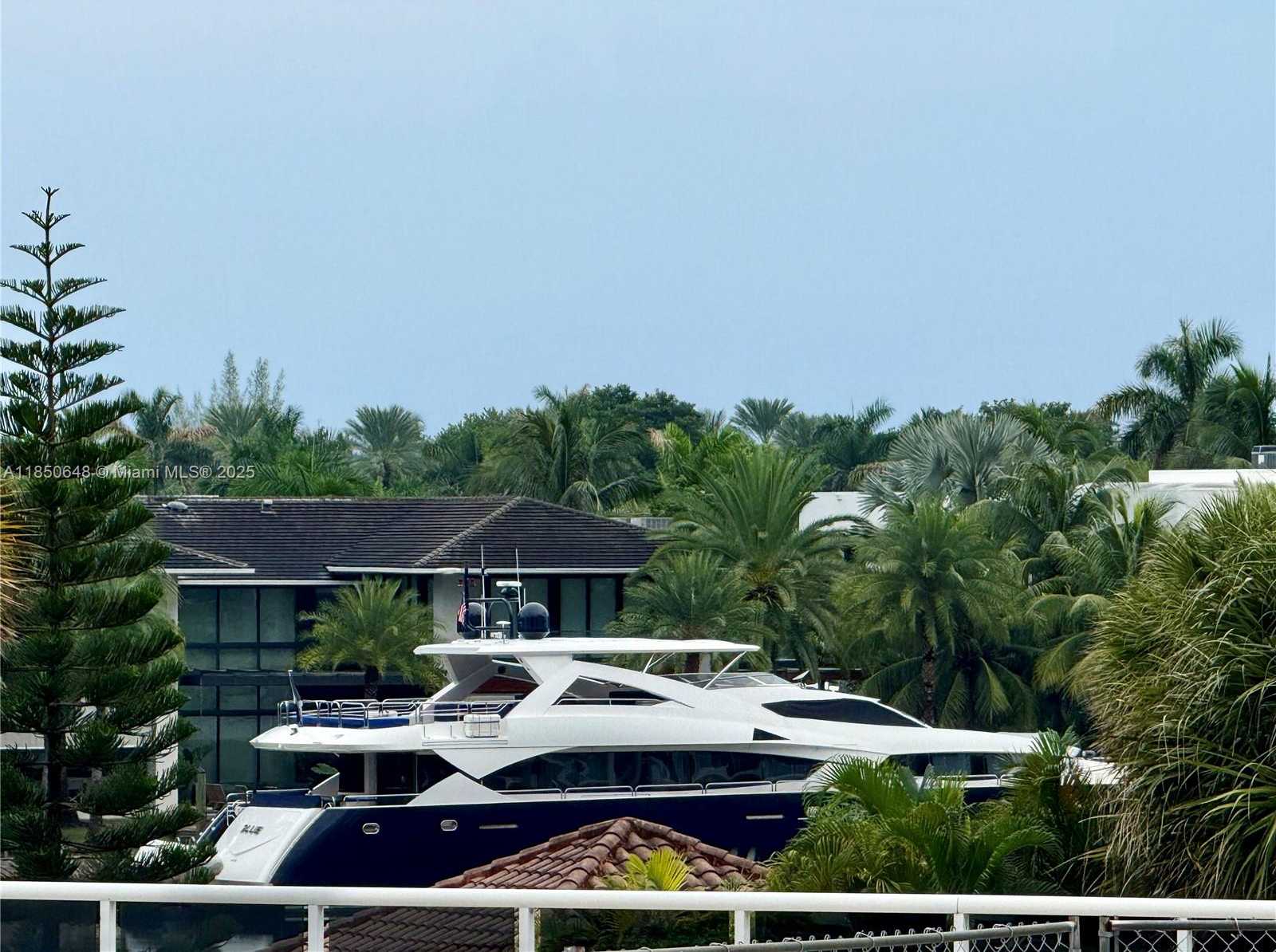 Small Image of 20505 EAST COUNTRY CLUB DR #336, Aventura Number 58