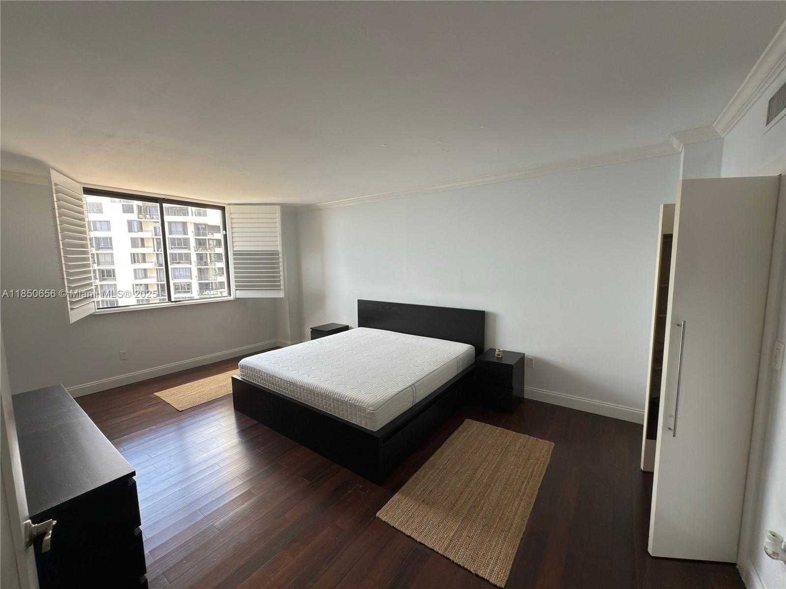 Small Image of 540 BRICKELL KEY DR #1803, Miami Number 13