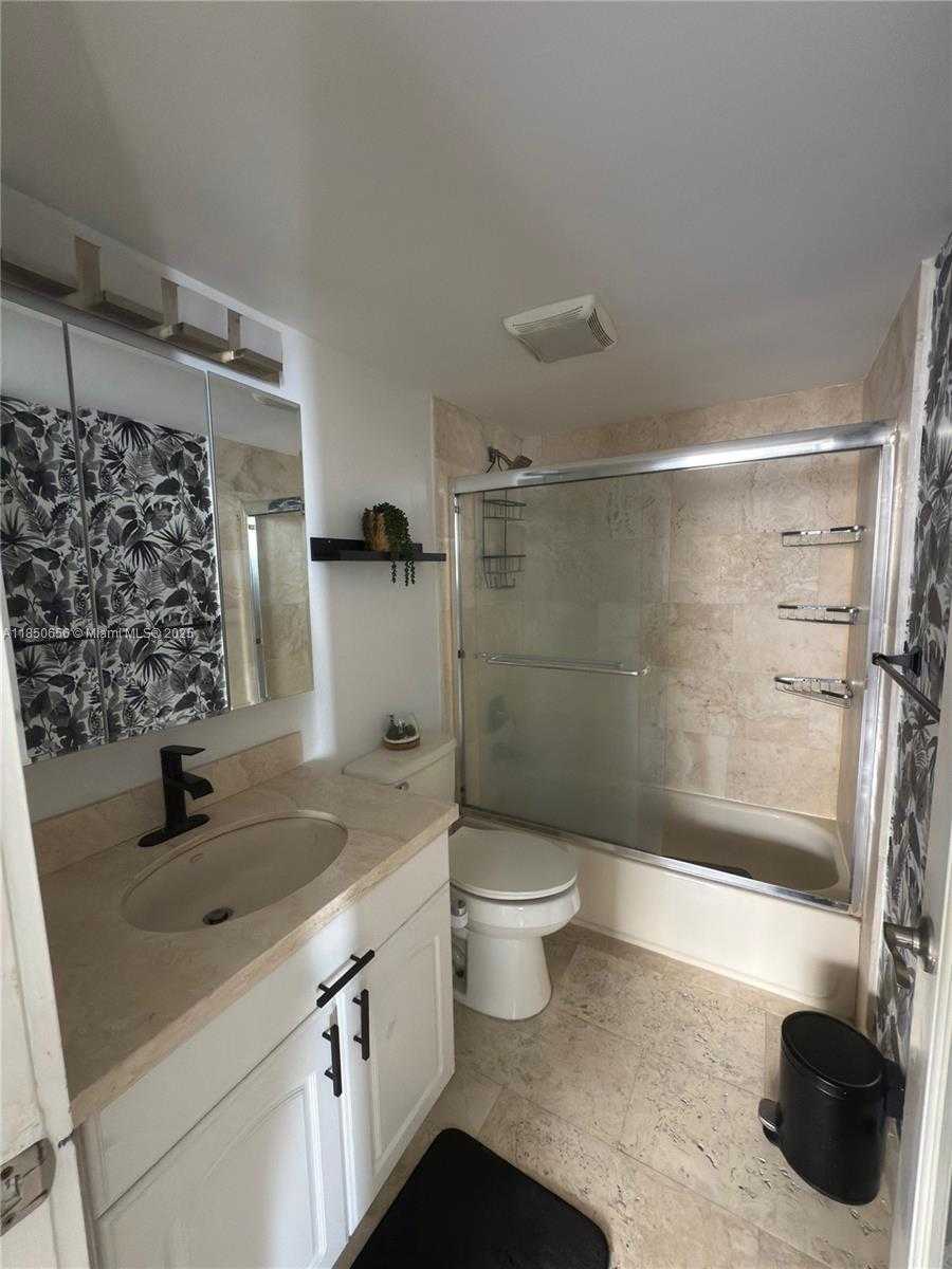 Small Image of 540 BRICKELL KEY DR #1803, Miami Number 19