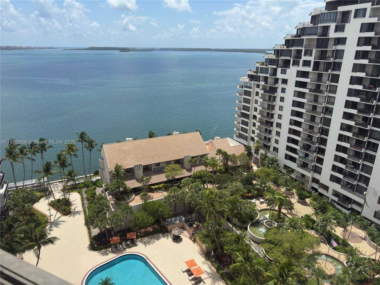 Small Image of 540 BRICKELL KEY DR #1803, Miami Number 3