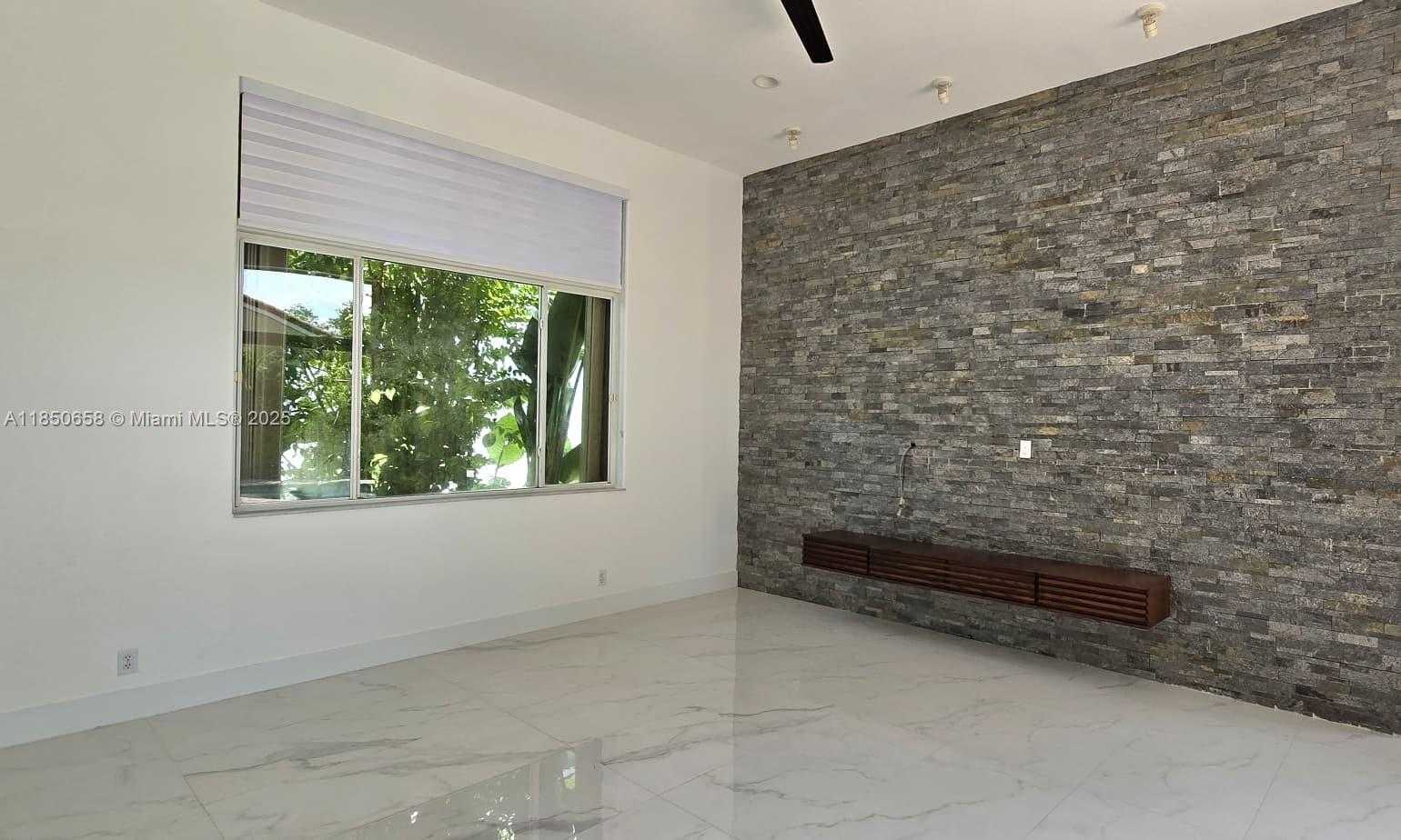 Small Image of 1506 LANTANA CT, Weston Number 12