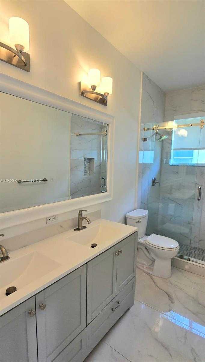 Small Image of 1506 LANTANA CT, Weston Number 23