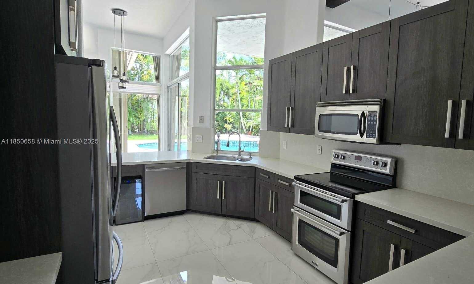 Small Image of 1506 LANTANA CT, Weston Number 9
