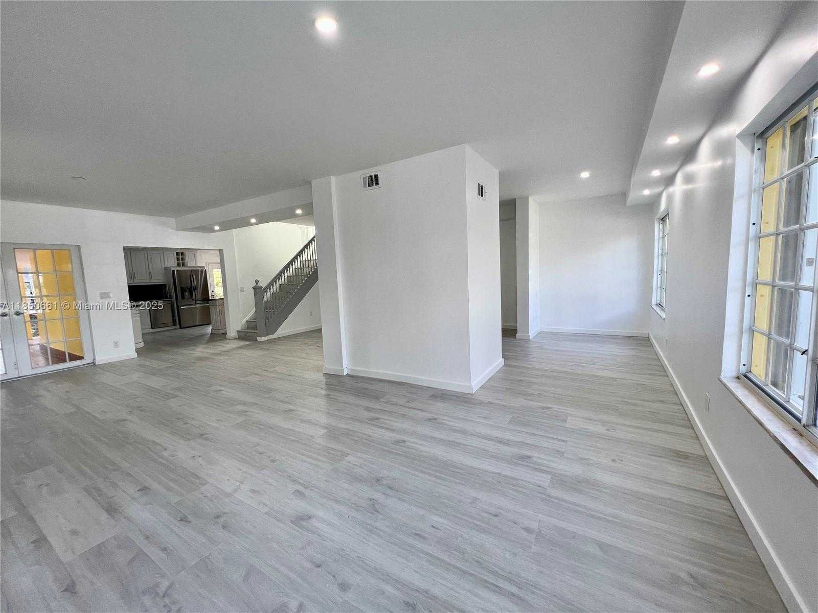 Small Image of 1336 SOUTH WEST 14 STREET, Miami Number 11