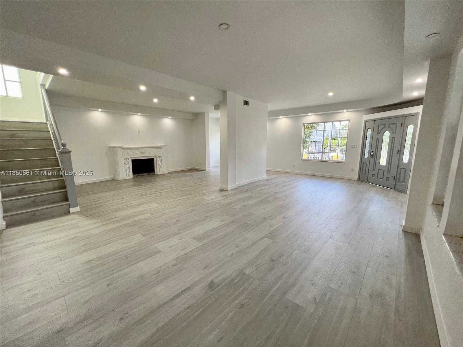 Small Image of 1336 SOUTH WEST 14 STREET, Miami Number 18