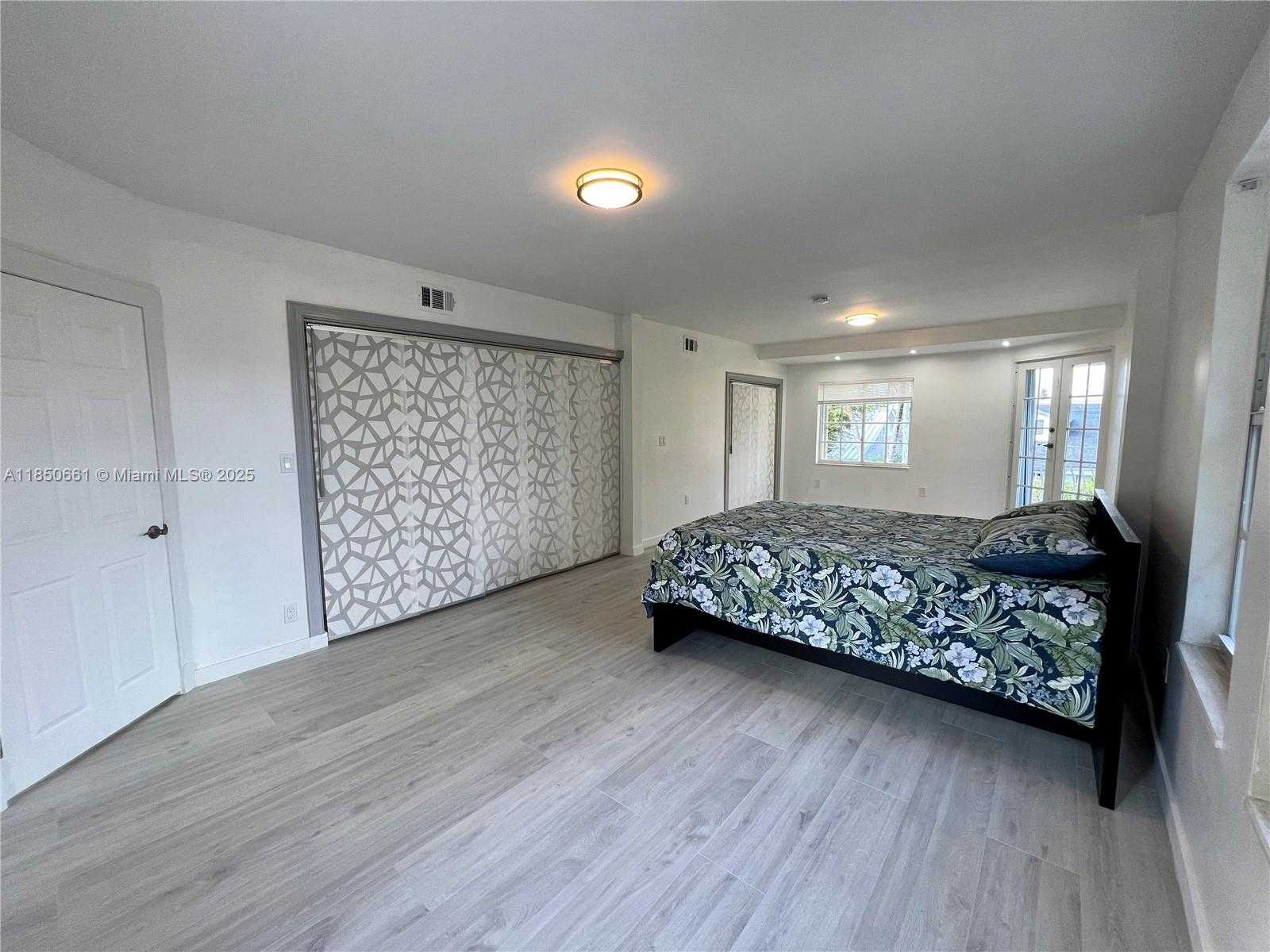 Small Image of 1336 SOUTH WEST 14 STREET, Miami Number 29