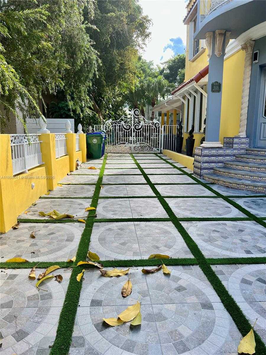 Small Image of 1336 SOUTH WEST 14 STREET, Miami Number 4