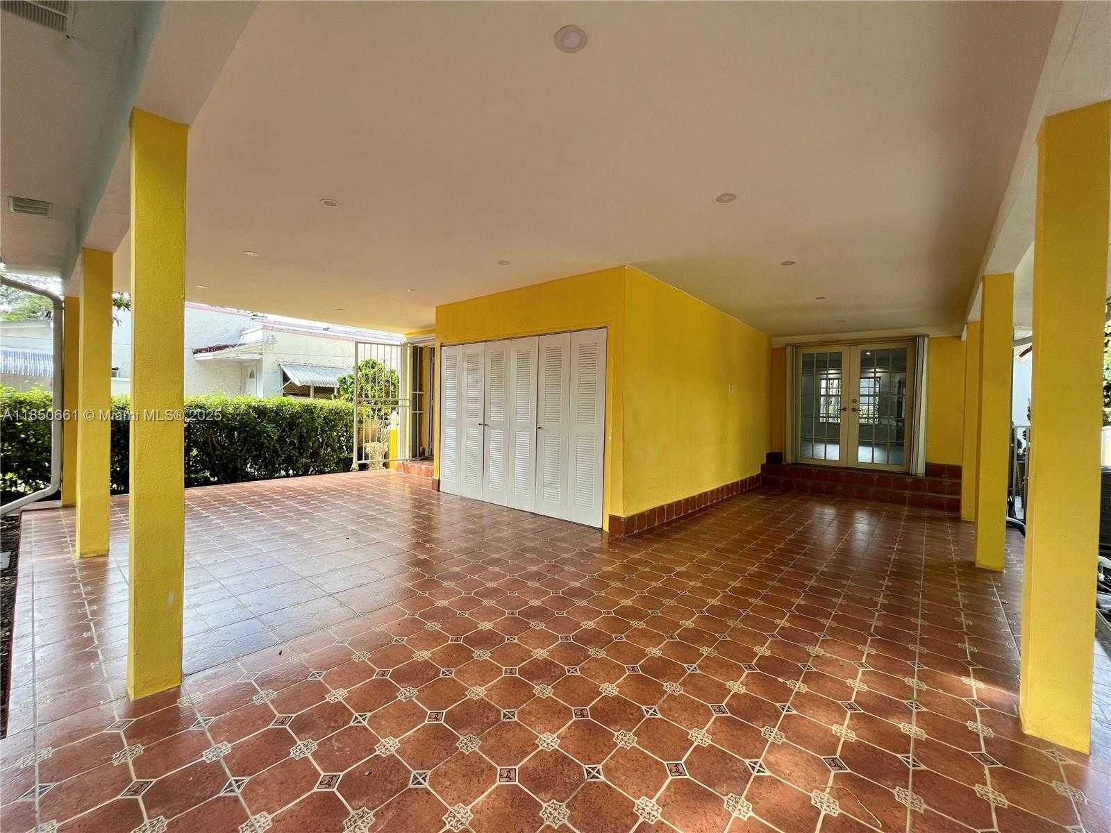 Small Image of 1336 SOUTH WEST 14 STREET, Miami Number 50