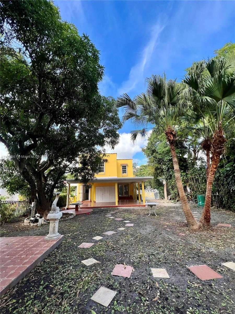 Small Image of 1336 SOUTH WEST 14 STREET, Miami Number 53
