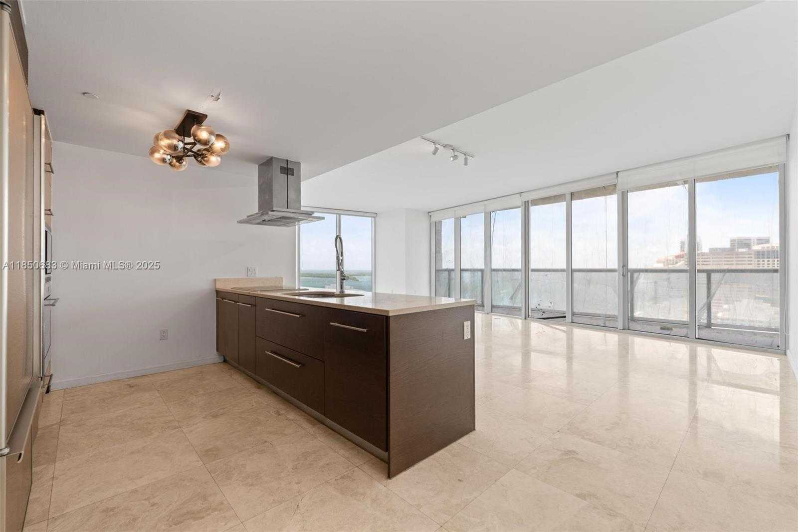 Small Image of 495 BRICKELL AVE #3001, Miami Number 4