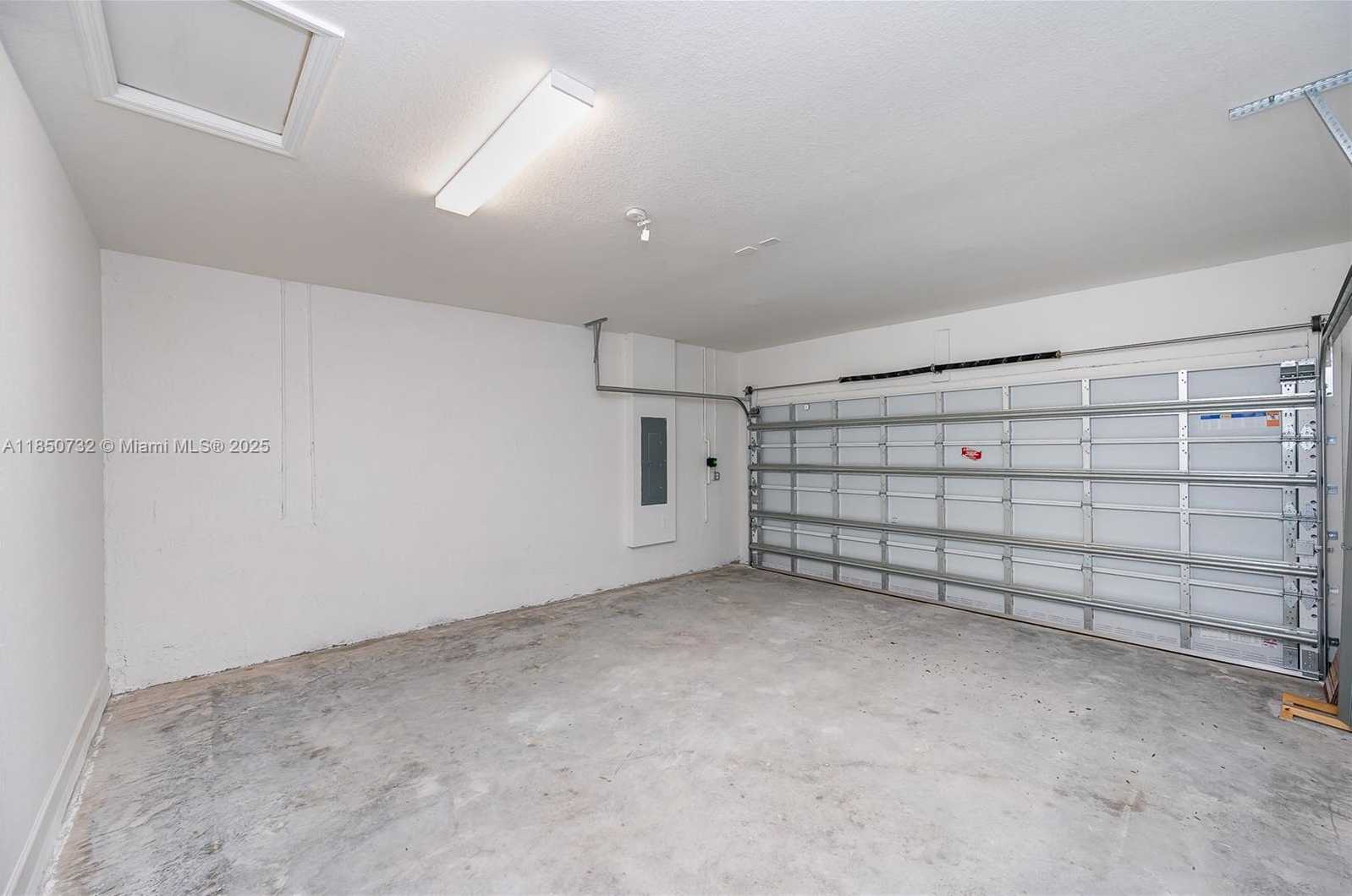 Small Image of 11856 SW 241 Ter, Princeton, FL 33032, USA Number 20