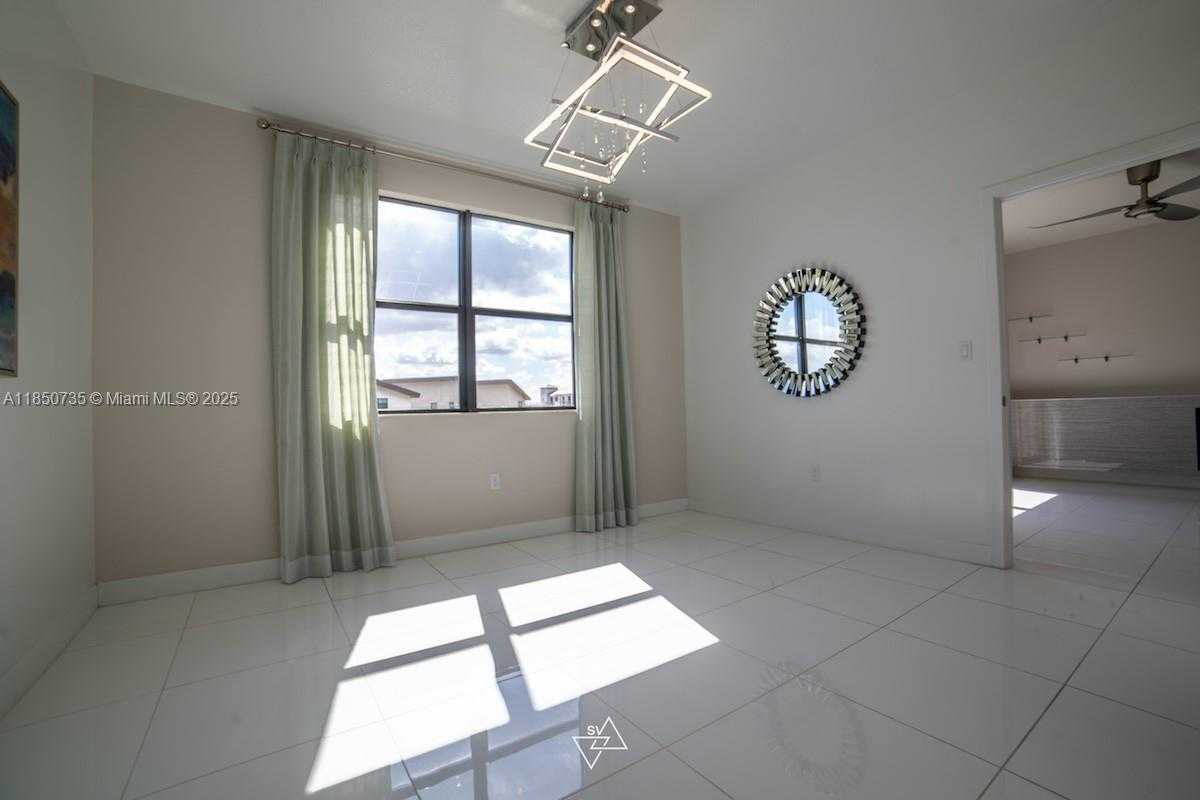 Small Image of 7805 NORTH WEST 104TH AVE #21, Doral Number 12