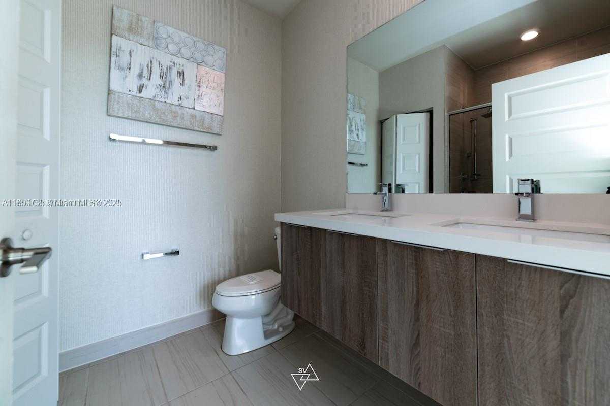 Small Image of 7805 NORTH WEST 104TH AVE #21, Doral Number 13