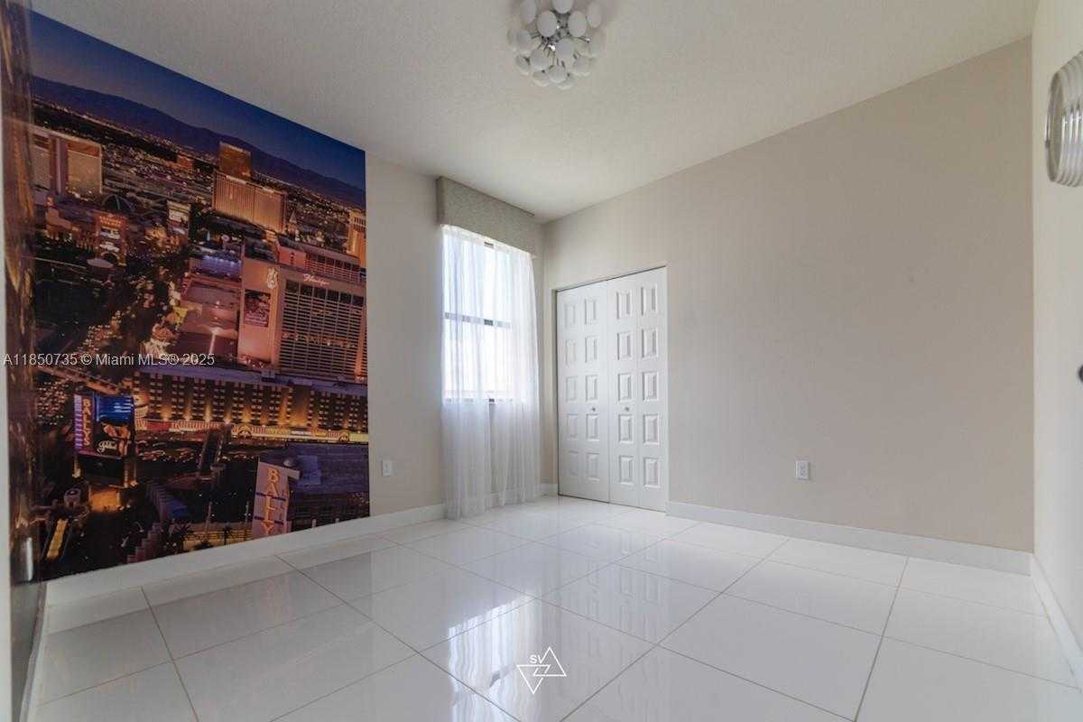 Small Image of 7805 NORTH WEST 104TH AVE #21, Doral Number 17