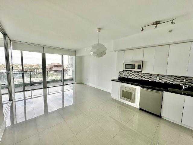 Small Image of 92 SOUTH WEST 3RD ST #1507, Miami Number 2