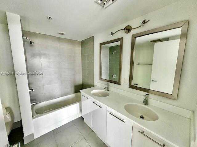 Small Image of 92 SOUTH WEST 3RD ST #1507, Miami Number 9