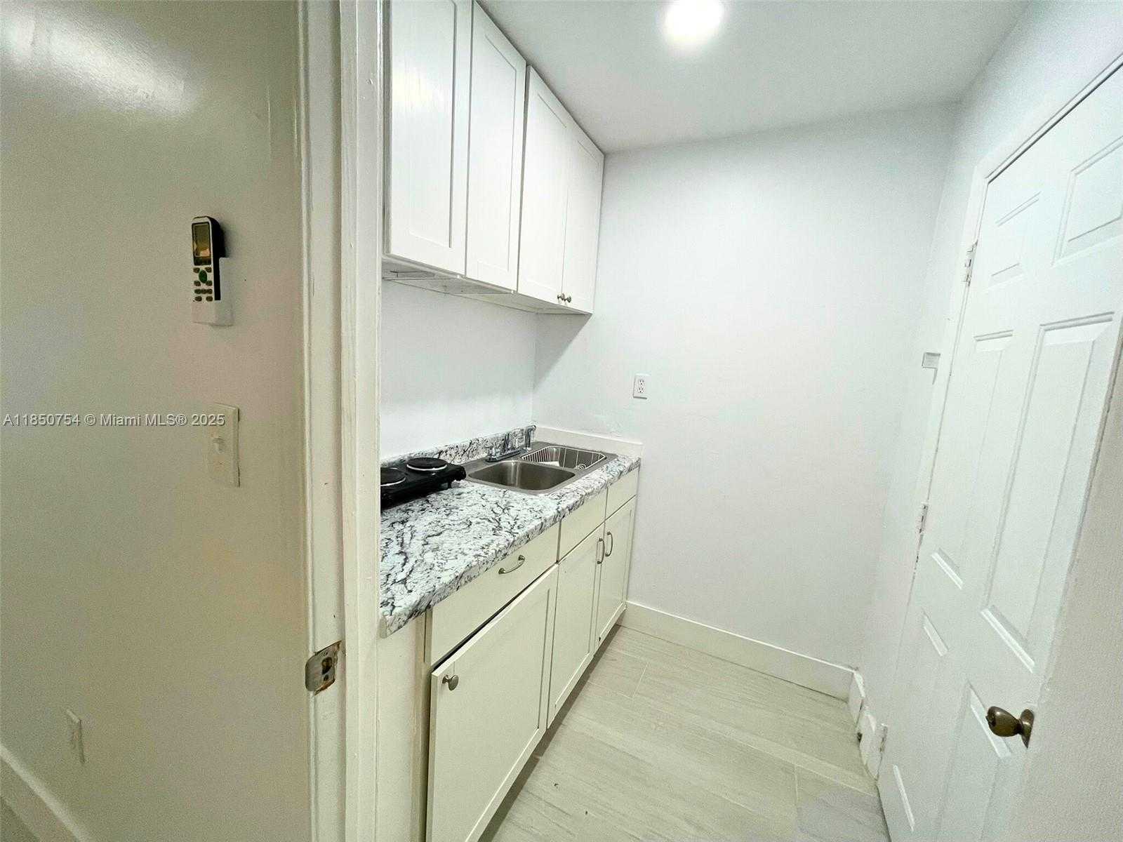 Small Image of 20020 NORTH WEST 64TH CT #1, Hialeah Number 28