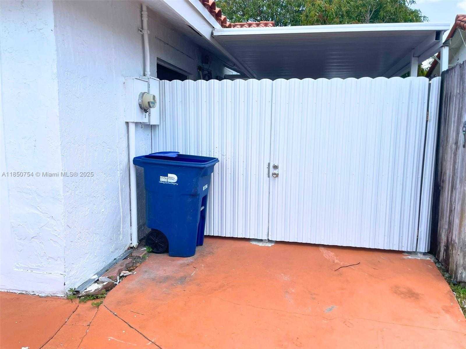 Small Image of 20020 NORTH WEST 64TH CT #1, Hialeah Number 35