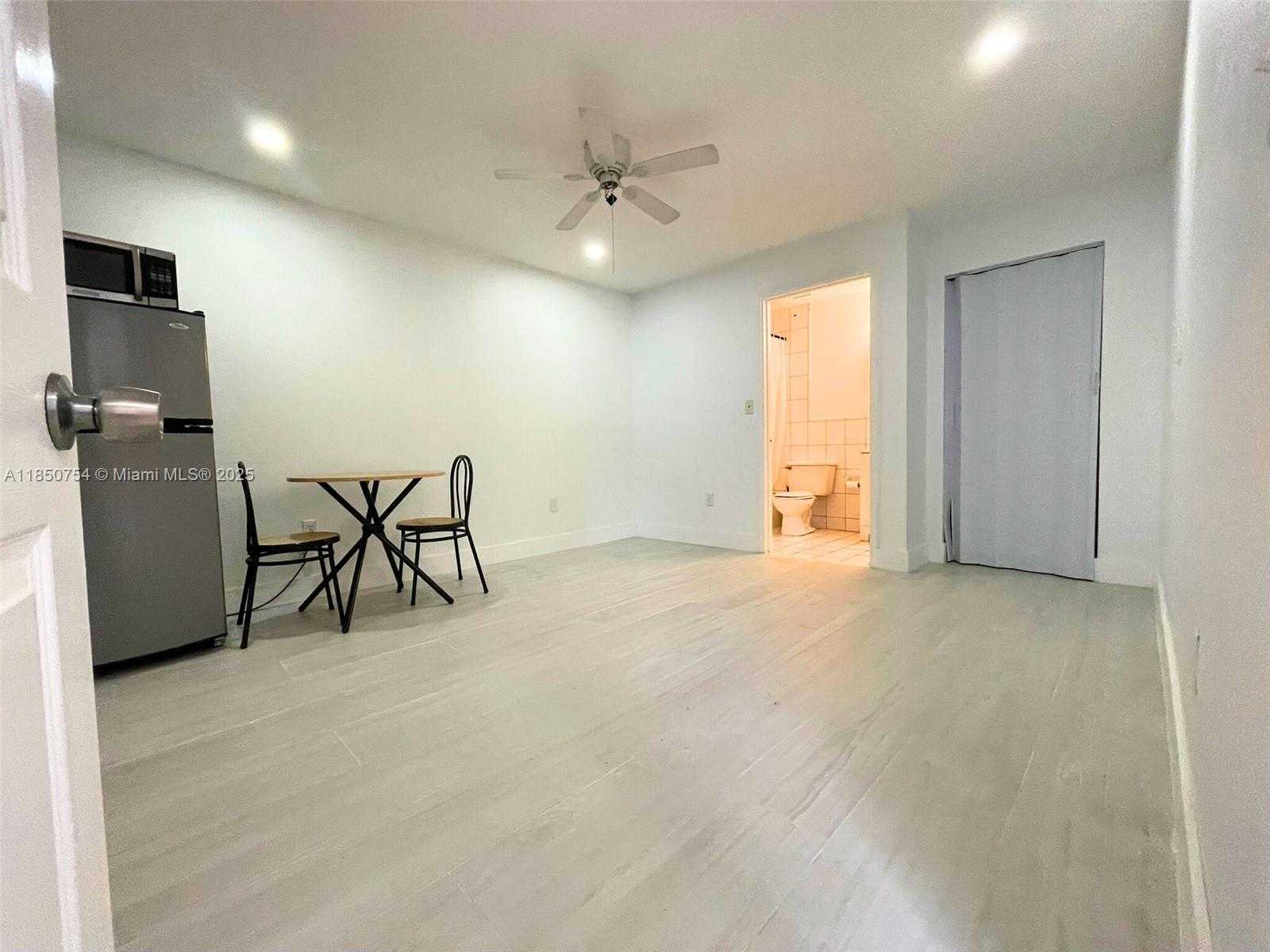 Small Image of 20020 NORTH WEST 64TH CT #1, Hialeah Number 9