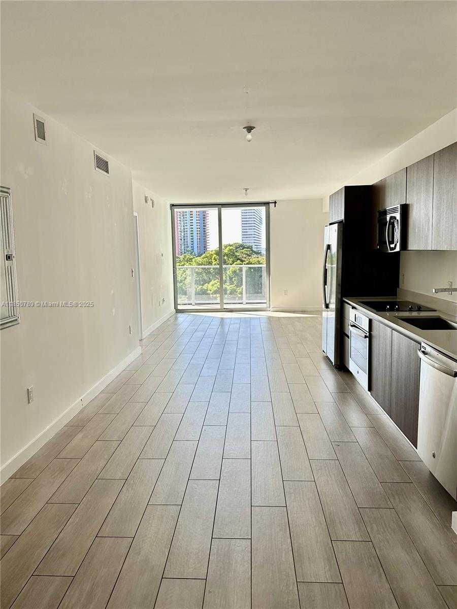 Small Image of 1600 SOUTH WEST 1ST AVE #605, Miami Number 12